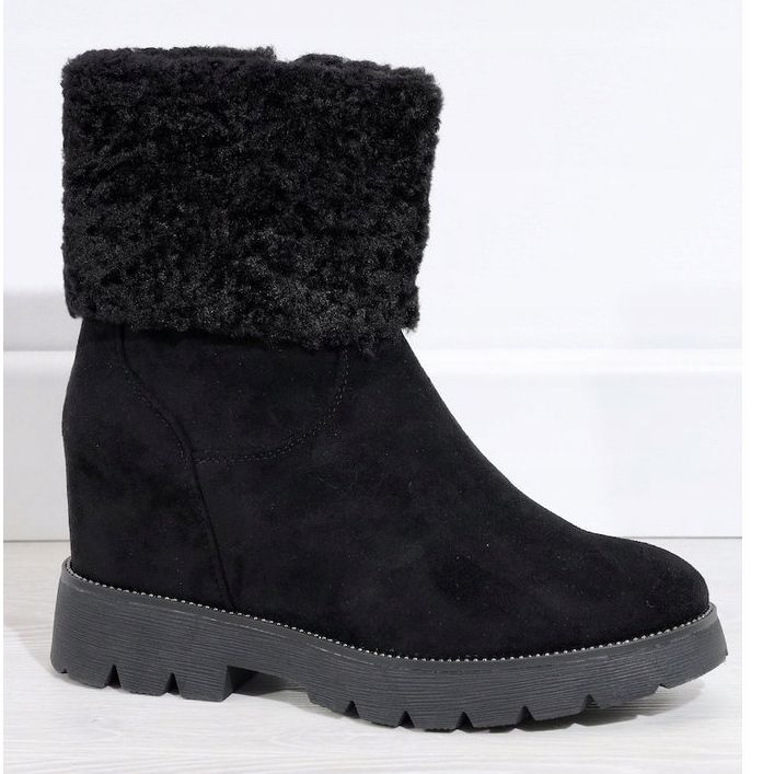 Cizme izolate din piele de căprioară negre de la Bodri negru 1 Cizme izolate din piele de căprioară negre de la Bodri negru 1