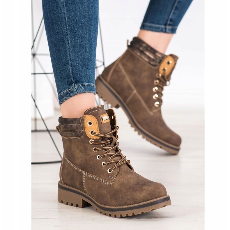 SDS Trappers cu stil maro 1