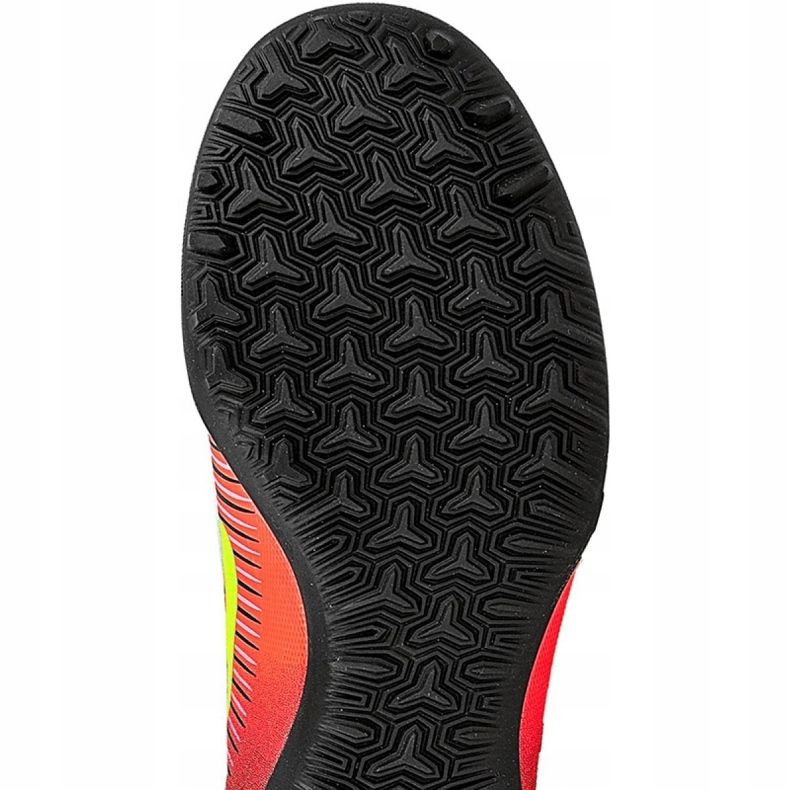 Pantof de fotbal Nike Mercurial Vapor Xi Tf Jr 831949-870 multicolor roșu 1