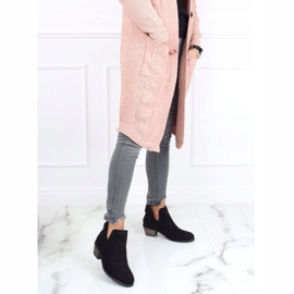 Cizme negre cu un decupat negru CM-8M4-1 negru 2 Cizme negre cu un decupat negru CM-8M4-1 negru 2