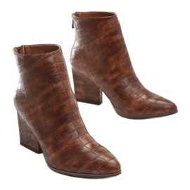 Vices Viciile 3319-54-maro 1