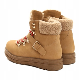 Vices Viciile 8317-17 Camila 36 41 maro 1