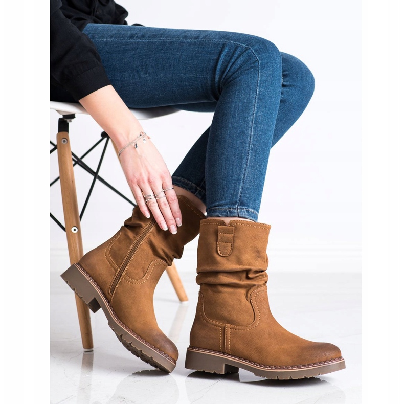 Super Mode Cizme cu partea superioară cu volane maro 1 Super Mode Cizme cu partea superioară cu volane maro 1