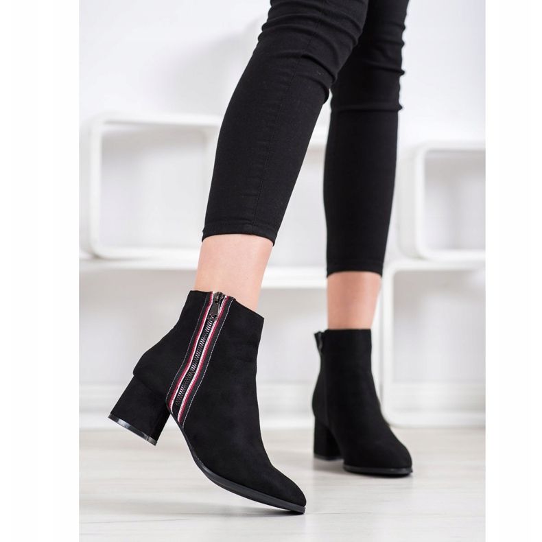 M.Daszyński Cizme din piele de căprioară cu fermoar decorativ negru 1