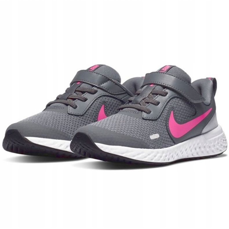 Încălțăminte pentru copii Nike Revolution 5 gri-roz BQ5672 015 1