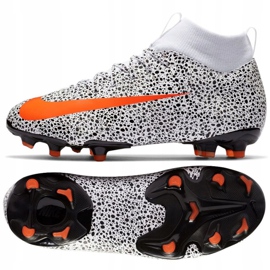 Pantofi de fotbal Nike Mercurial Superfly 7 Academy CR7 FG / MG Jr CV3182-180 alb 2