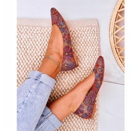 Balerini Maciejka din piele pentru femei roșii cu flori 04100-38 multicolor 2 Balerini Maciejka din piele pentru femei roșii cu flori 04100-38 multicolor 2