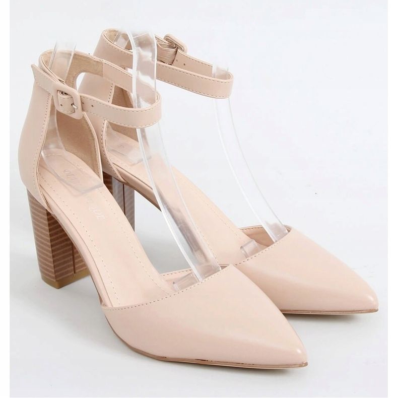 Pompe pe stâlpul bej 4046 Nud 1