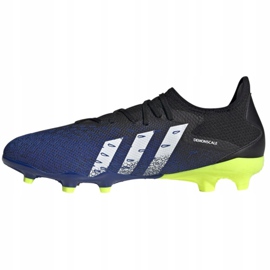 Ghete de fotbal Adidas Predator Freak.3 L Fg M FY0615 alb, negru, regal negru 1