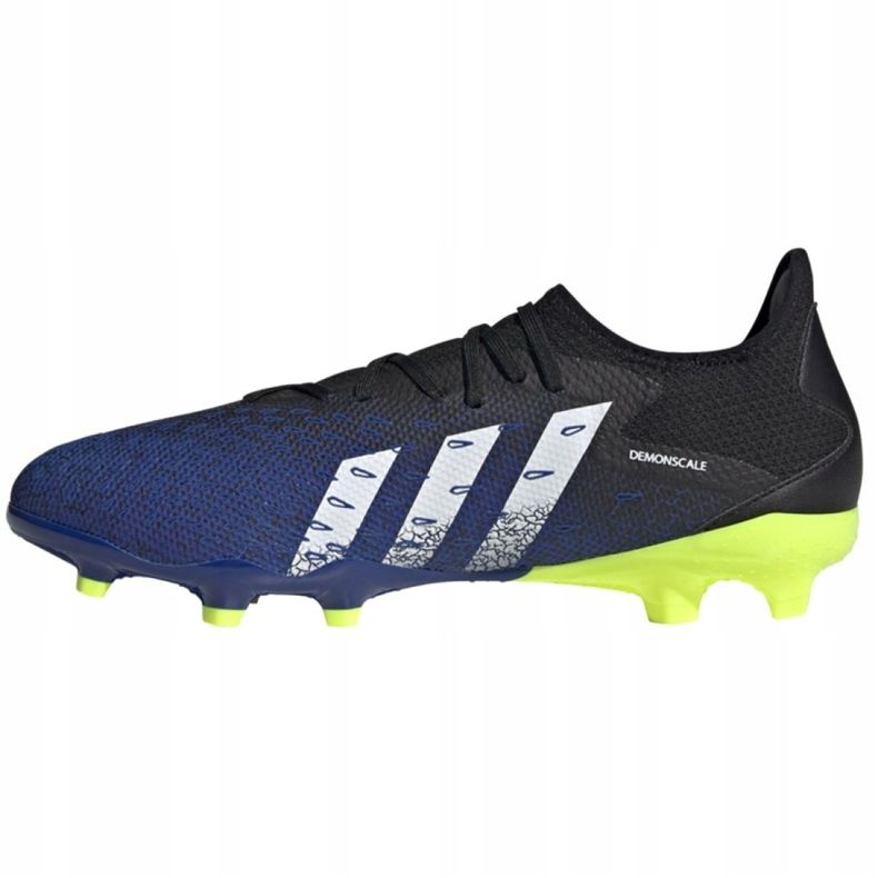 Ghete de fotbal Adidas Predator Freak.3 L Fg M FY0615 alb, negru, regal negru 1