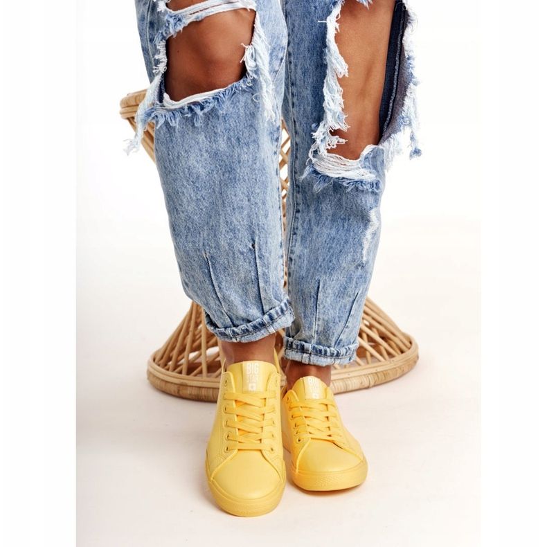 Adidași din piele pentru femei Big Star HH274142 Galben 1