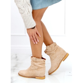 Cizme bej pe o pană ascunsă B0-515 Kaki 2 Cizme bej pe o pană ascunsă B0-515 Kaki 2