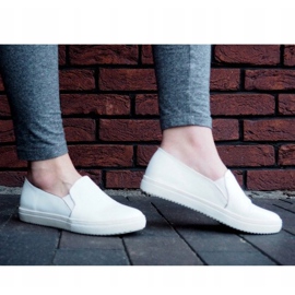 Adidasi clasici Slip On TS9007 albi 1