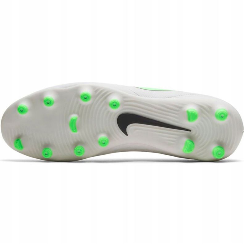 Pantofi de fotbal Nike Tiempo Legend 8 Club Mg M AT6107-030 multicolor alb 2