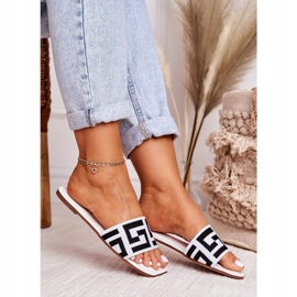 Papuci clasici de damă Melinda albă negru 2