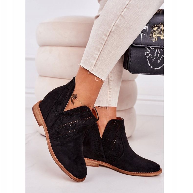 Cizme cu pene negre ajurate Melanie negru 2 Cizme cu pene negre ajurate Melanie negru 2