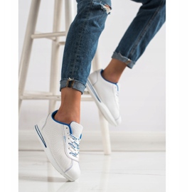 SHELOVET Adidași ajurati Super alb 1 SHELOVET Adidași ajurati Super alb 1