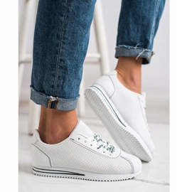 SHELOVET Adidași ajurati Super alb 1 SHELOVET Adidași ajurati Super alb 1