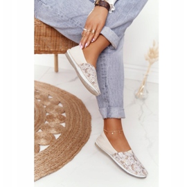 Balerini Maciejka din piele pentru femei bej-auriu 01930-81 de aur 1