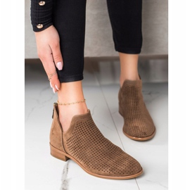 Cizme ajutate de primăvară VINCEZA maro 2