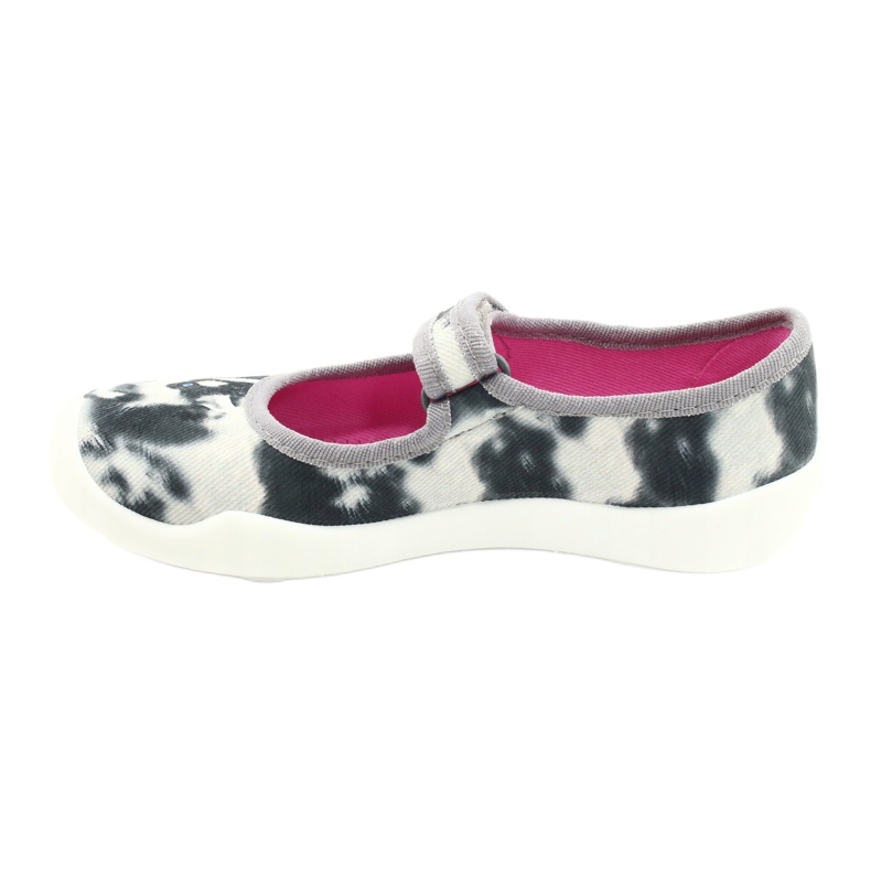 Papuci pentru copii Befado 114x440 colorat cu aplicarea câinilor alb 1