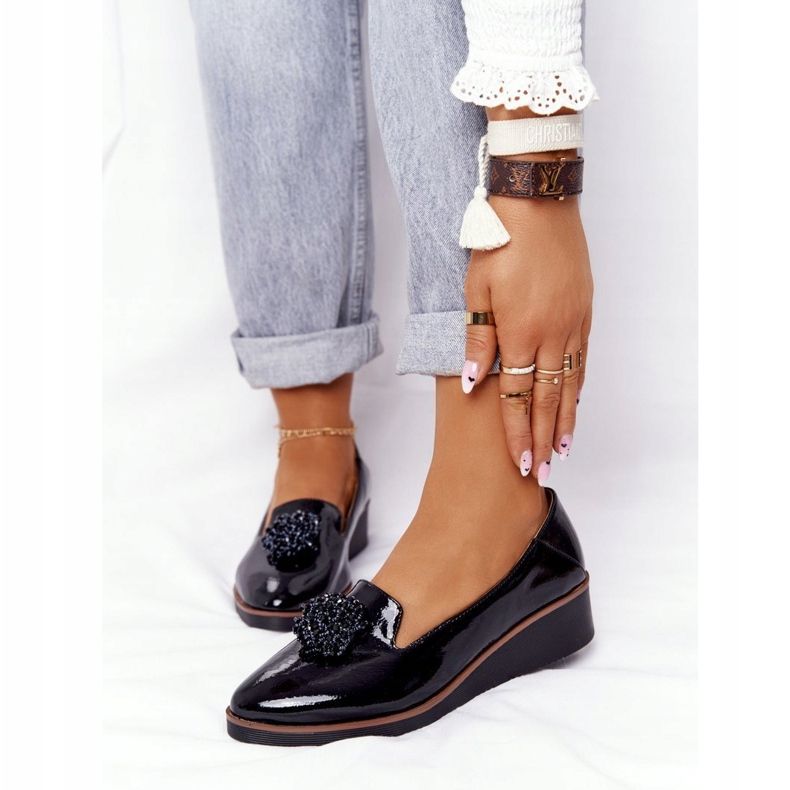 Pantofi eleganți pe pană Vinceza 10580 Lacuit negru 1