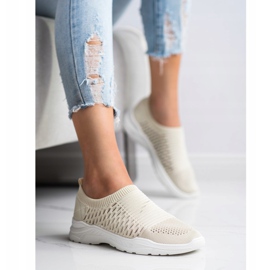 Ideal Shoes Adidași cu deschidere confortabilă bej 1