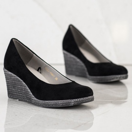 Pompele din piele de căprioară VINCEZA negru 1