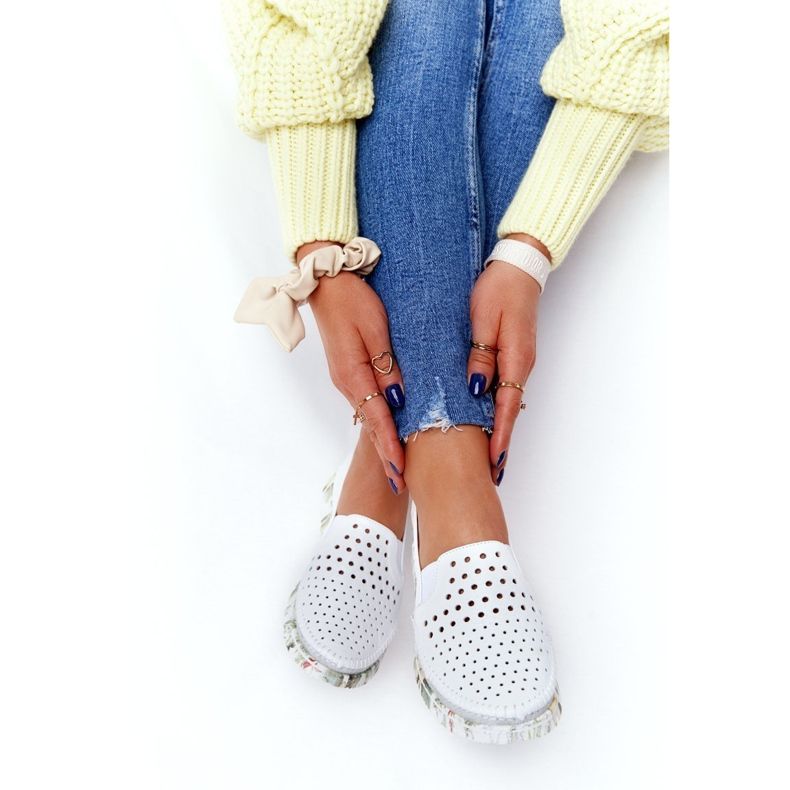 Pantofi din piele ajurată Maciejka White 03512B-11 alb multicolor 1