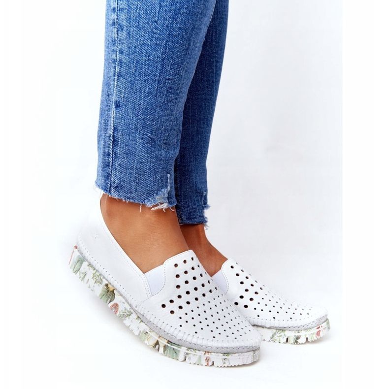 Pantofi din piele ajurată Maciejka White 03512B-11 alb multicolor 2