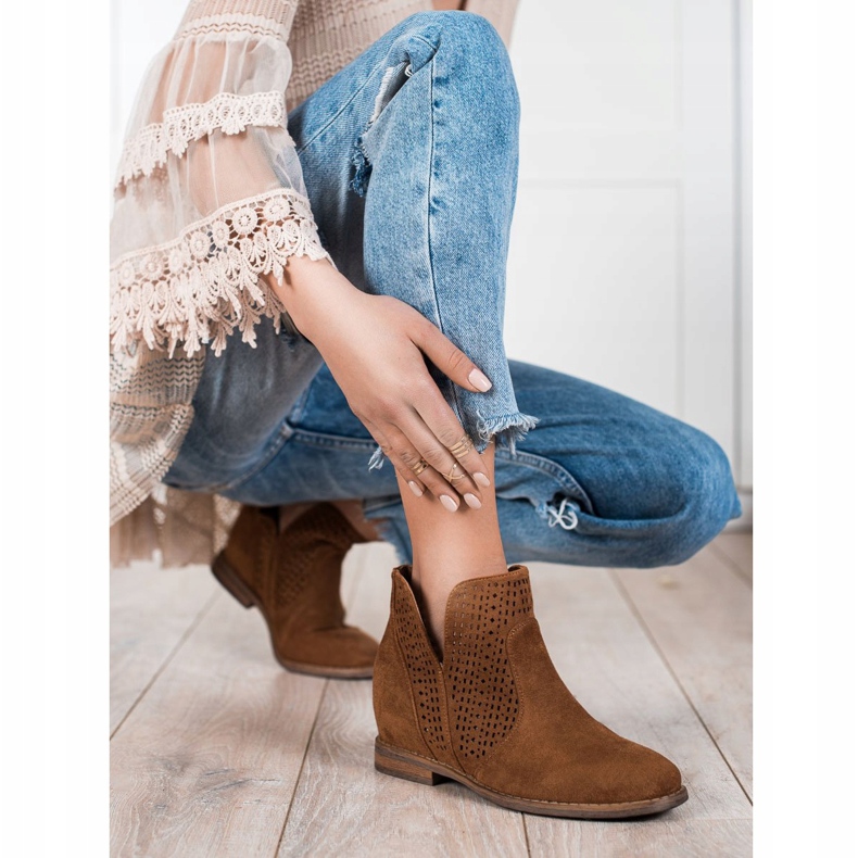 S. BARSKI Cizme de primăvară cu decupaj S.BARSKI maro 1 S. BARSKI Cizme de primăvară cu decupaj S.BARSKI maro 1