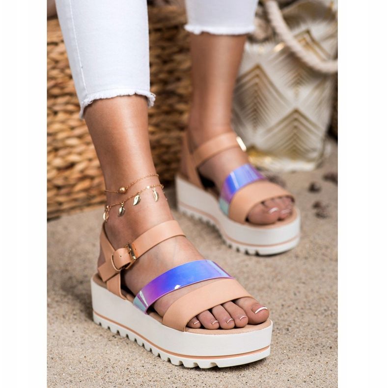 Weide Sandale pe platformă cu efect Holo bej 1