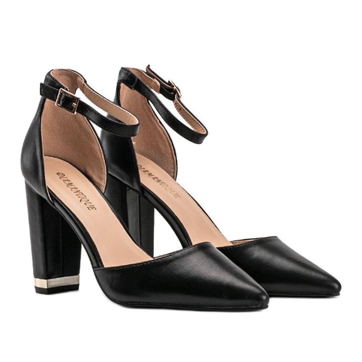 Pompe negre pe stâlpul Kaelyn negru 1