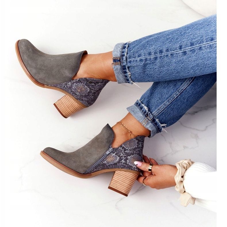 Cizme de piele pentru femei pe toc Maciejka Gri GAD 04492 argint 1