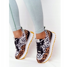 Pantofi sport din piele de căprioară pe platformă GOE HH2N4003 Maro alb negru 2