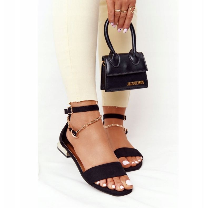 Sandale pe tocuri aurii Vinceza 21-17119 Negru 2