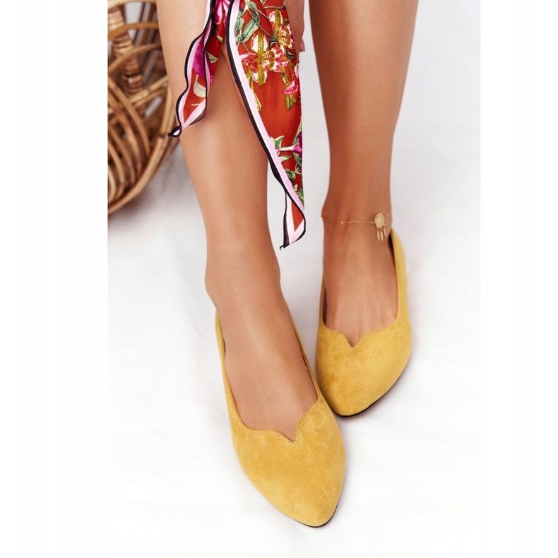 Mocasini galbeni pe tocuri de aur Vinceza 21-10601 1