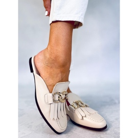 T501 Papuci mocasini bej bej cu lanț 1