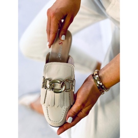 T501 Papuci mocasini bej bej cu lanț 2