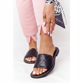 Papuci din piele cu matlasare Nicole 2650 negru 2