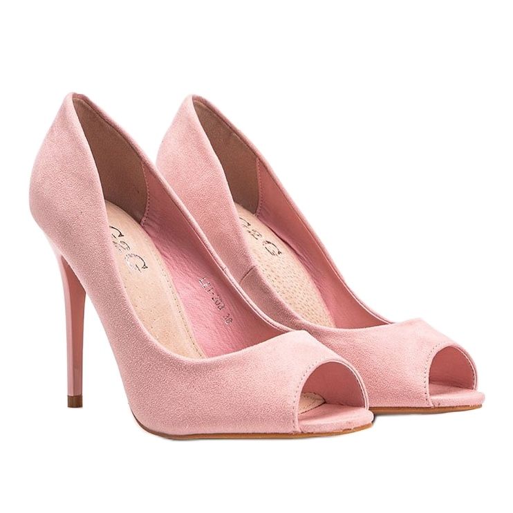 Pompele roz pe un toc stiletto de la Janessa 1 Pompele roz pe un toc stiletto de la Janessa 1