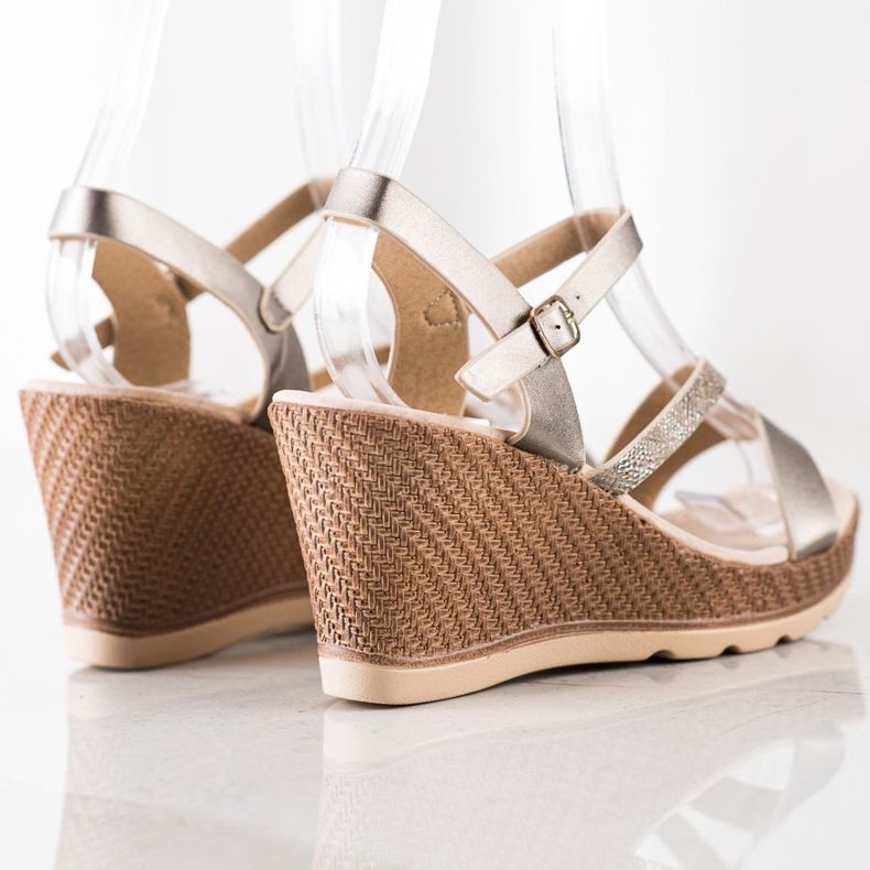 Sabatina Sandale argintii pe pană bej 1