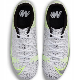Pantofi de fotbal Nike Mercurial Vapor 14 Academy FG / MG Junior CV0811 107 argint 1