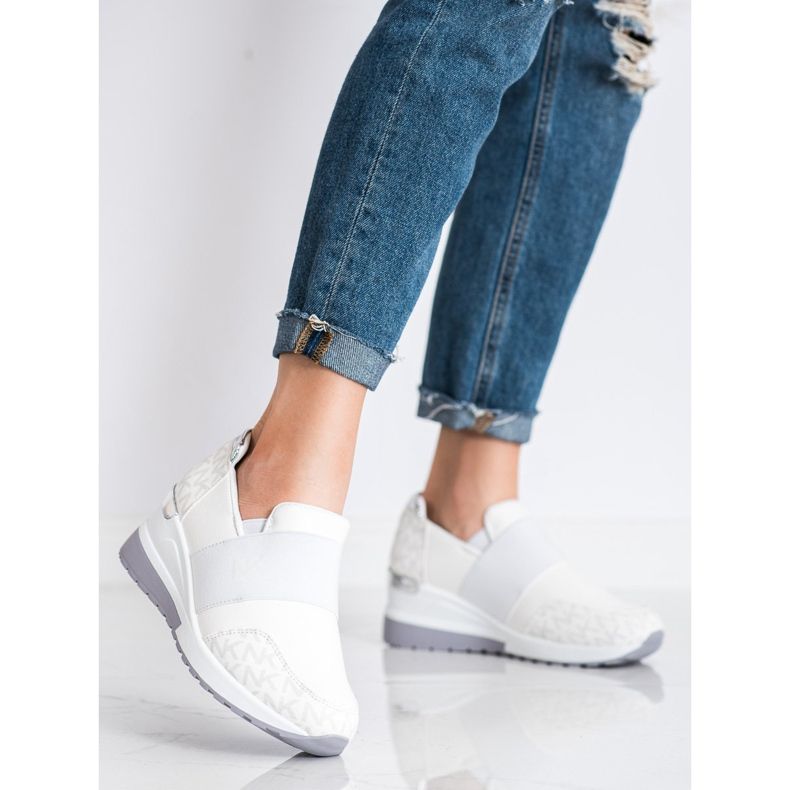 SHELOVET Adidași albi alunecați 1