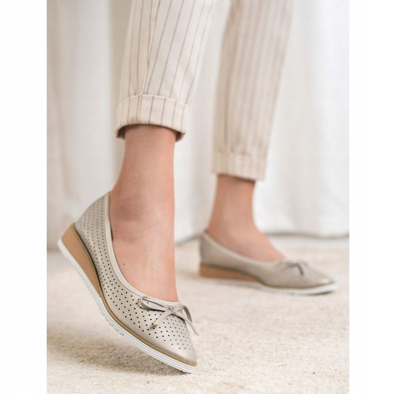 Goodin Pompe cu pană ajurată de aur 1