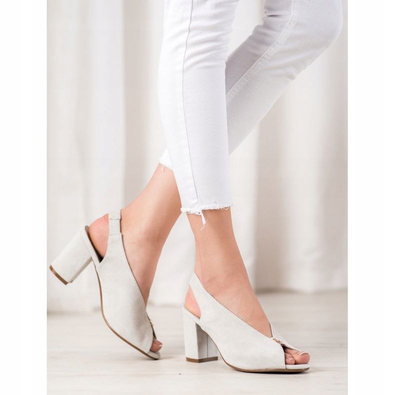 Pantofi eleganți pe un post VINCEZA argint 1