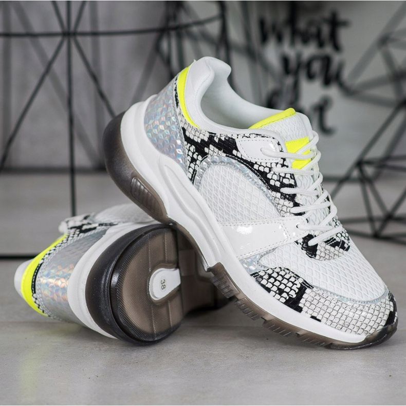 Kylie Adidași confortabili cu imprimeu șarpe alb multicolor 1