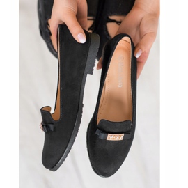 Miss Laura Domnii cu ornament negru 1