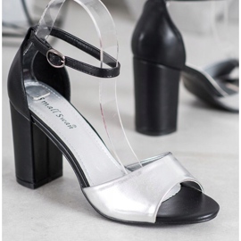 Small Swan Sandale clasice pe un bar negru gri 2