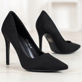 Small Swan Pompe din piele de căprioară pe un pin negru 1